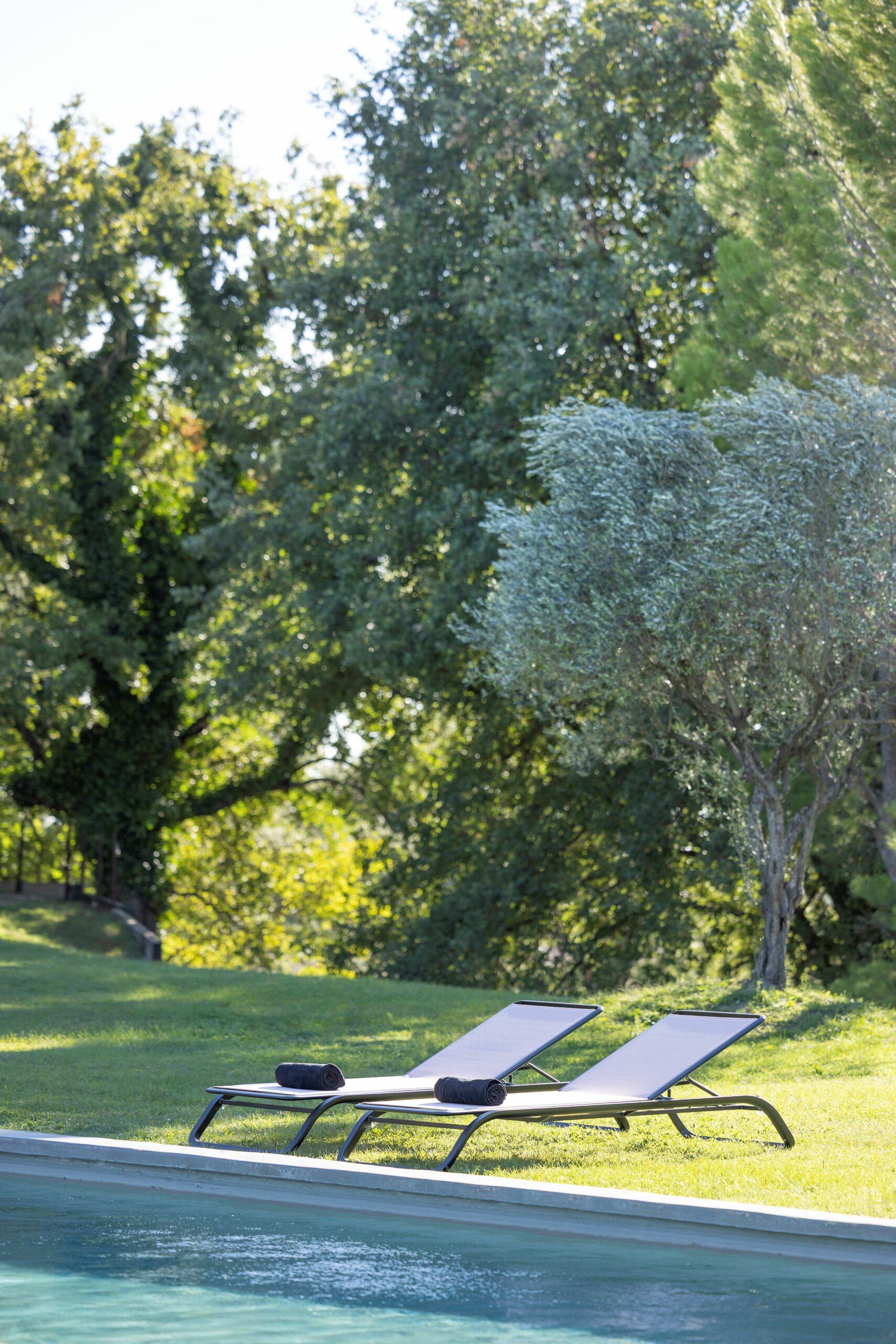 chaise longue de jardin