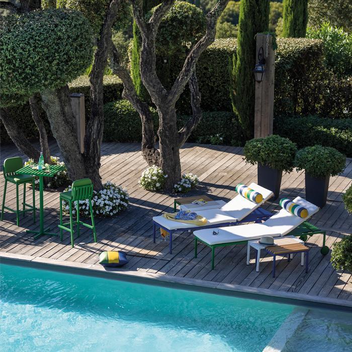 chaise longue de jardin