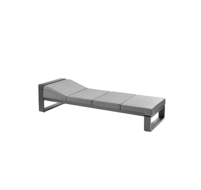 chaise longue de jardin