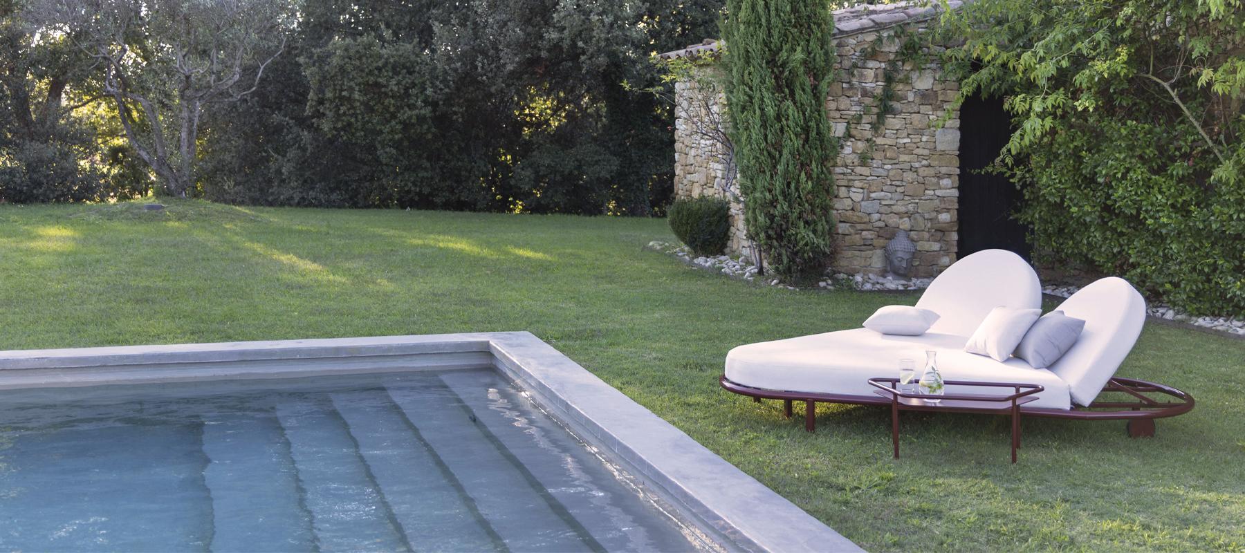 chaise longue de jardin
